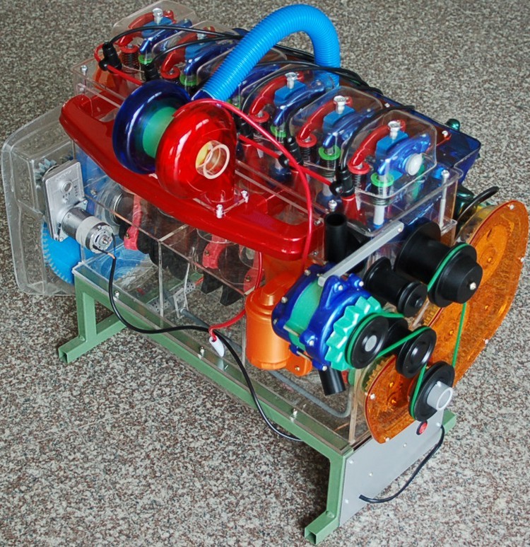 康明斯發(fā)動機(jī)模型