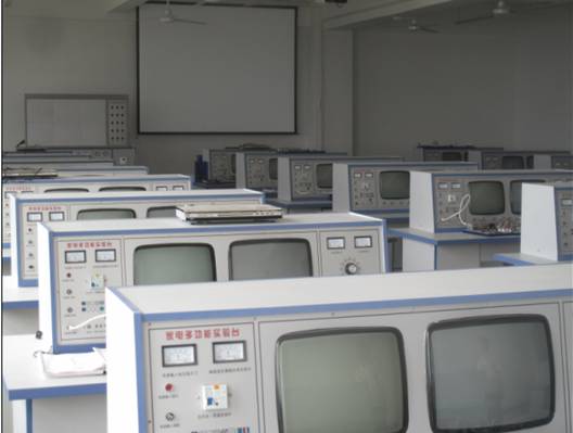 電子電工實(shí)訓(xùn)中心實(shí)訓(xùn)室