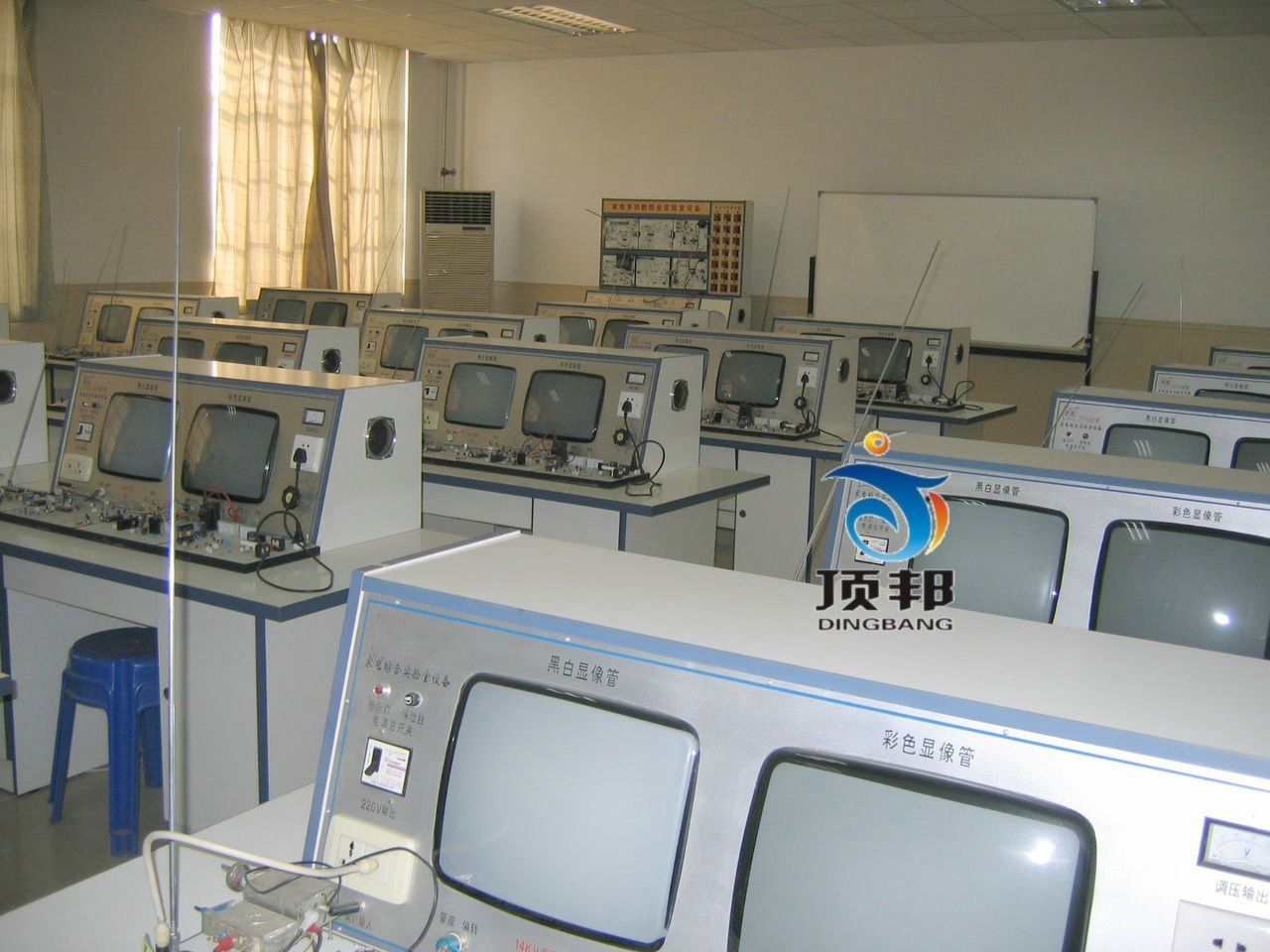 家電綜合實(shí)驗(yàn)室設(shè)備