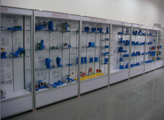 機械制圖陳列柜