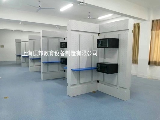 綜合布線實(shí)訓(xùn)室