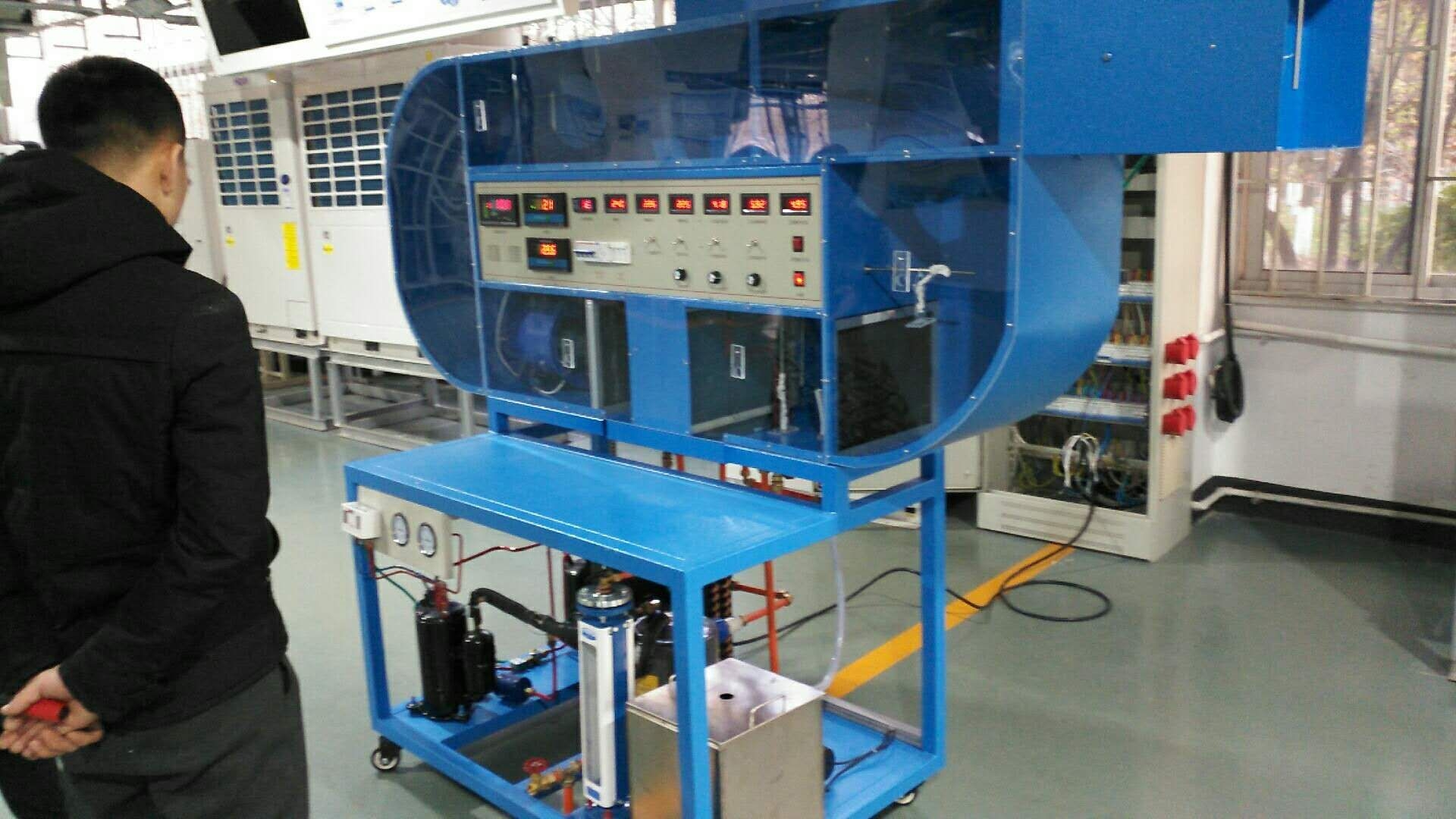 循環(huán)式空調(diào)過(guò)程實(shí)驗(yàn)平臺(tái)