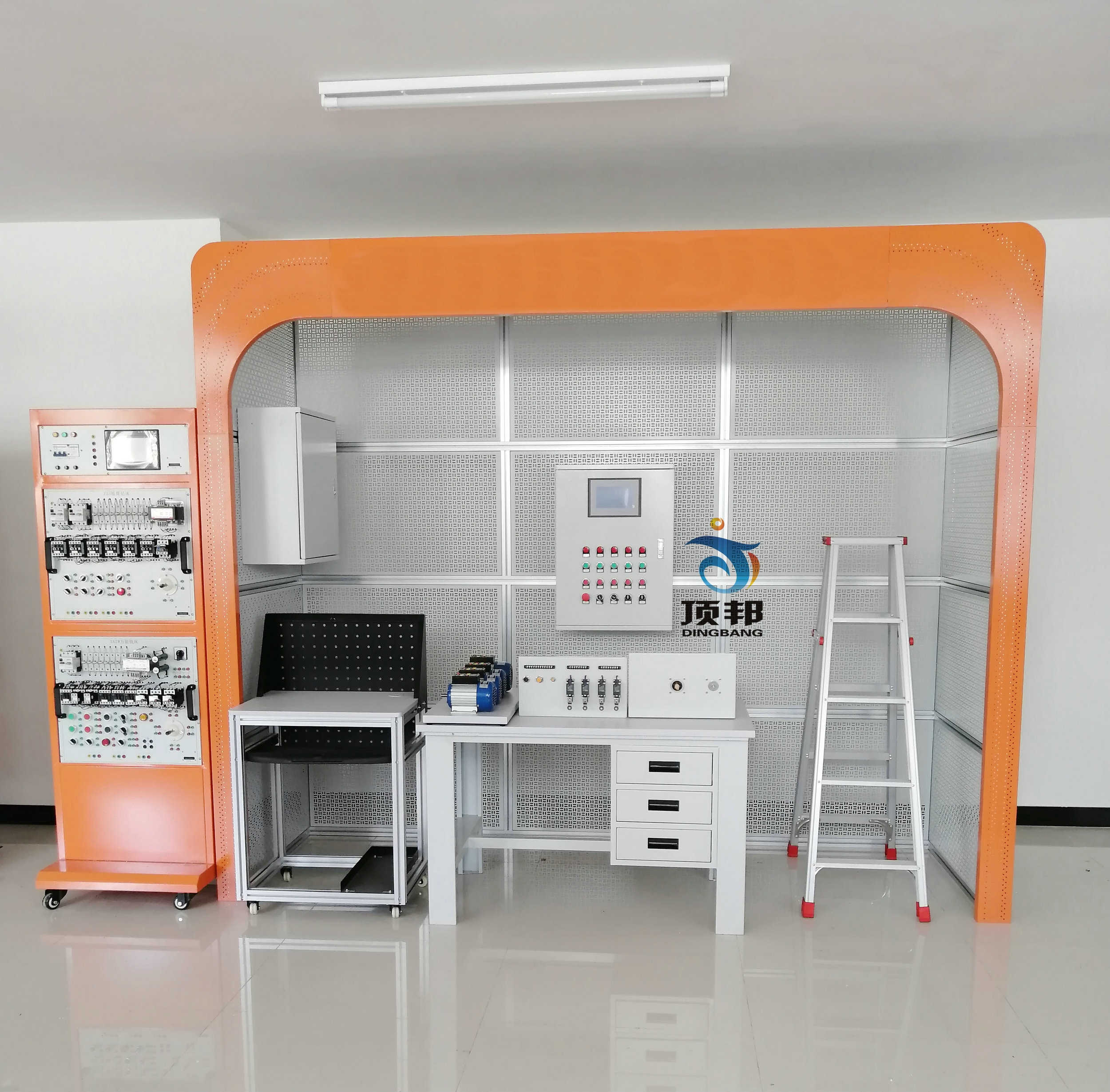 電氣安裝與維修實訓(xùn)設(shè)備