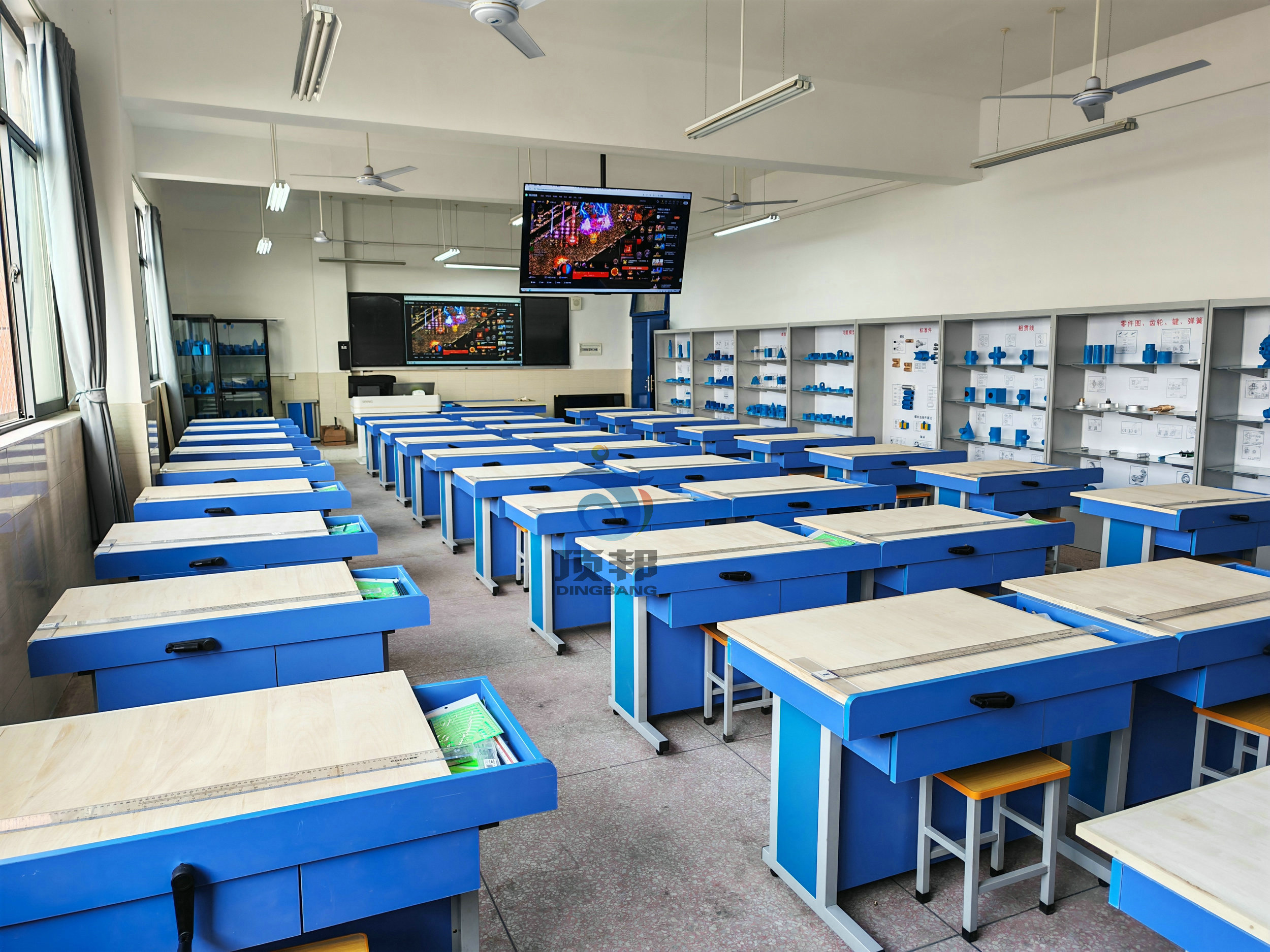 零部件測繪與制圖實(shí)訓(xùn)室設(shè)備