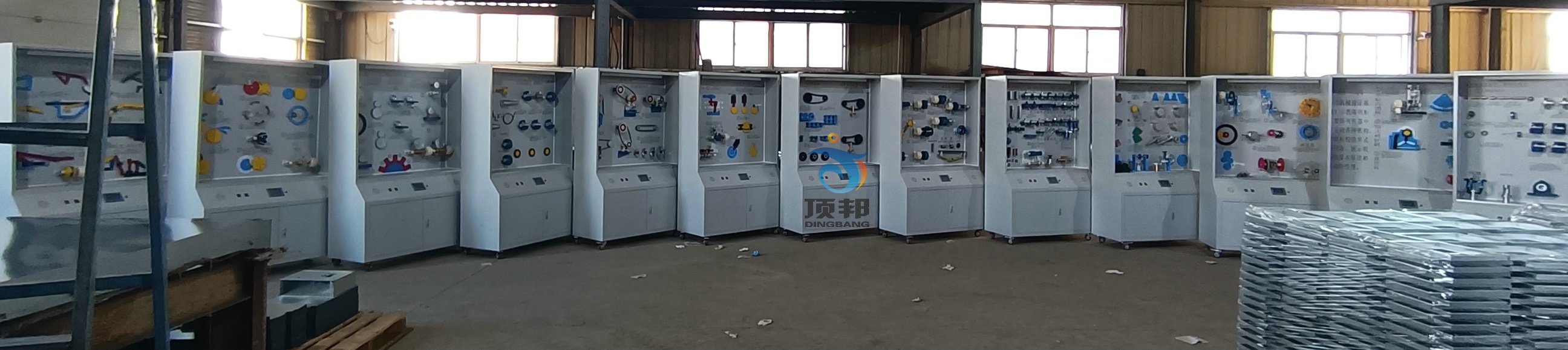 機(jī)械設(shè)計(jì)基礎(chǔ)陳列柜