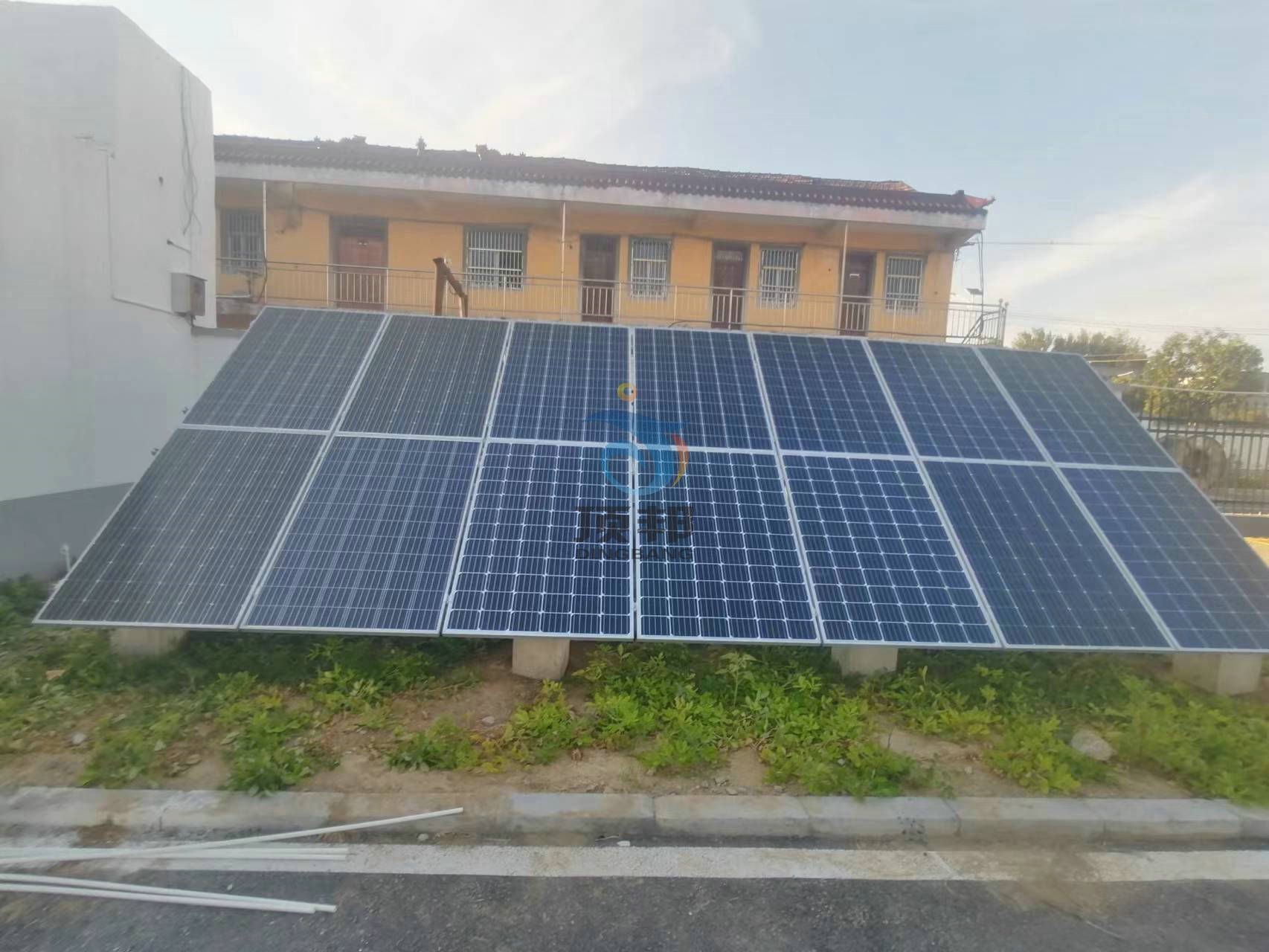 分布式光伏并網發(fā)電實訓裝置