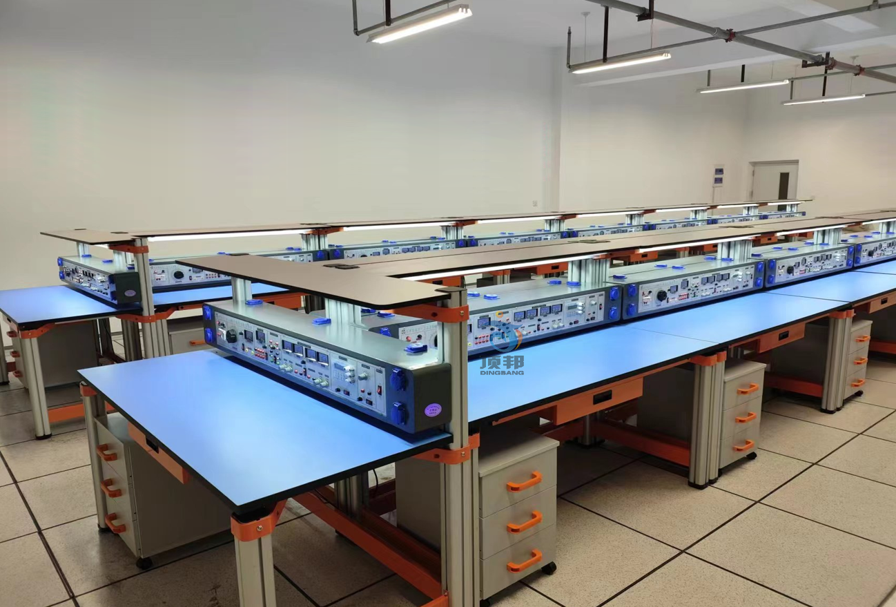 電子焊接裝配實訓(xùn)臺