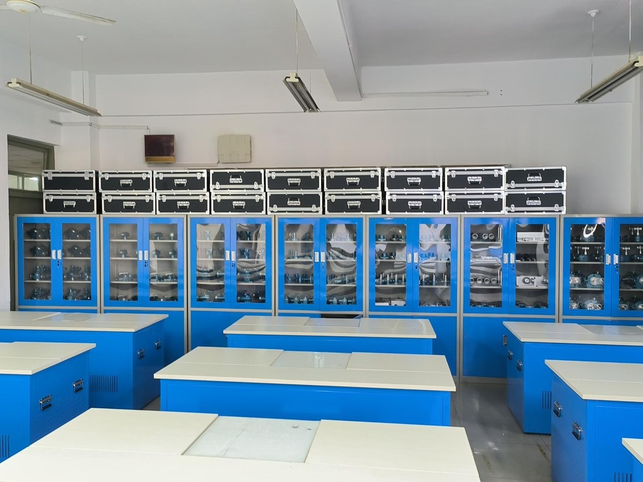 零件測(cè)繪理實(shí)一體化實(shí)訓(xùn)室