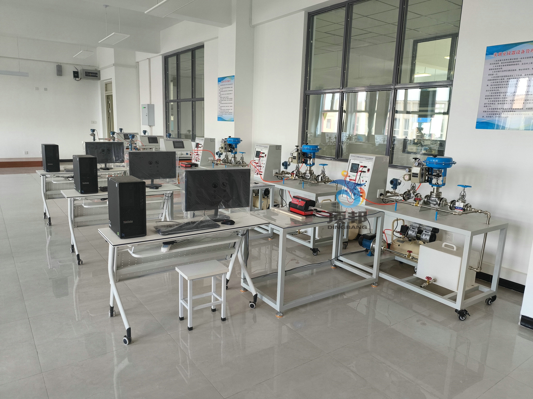 氣動薄膜控制閥安裝與電氣閥門定位器校驗(yàn)系統(tǒng)