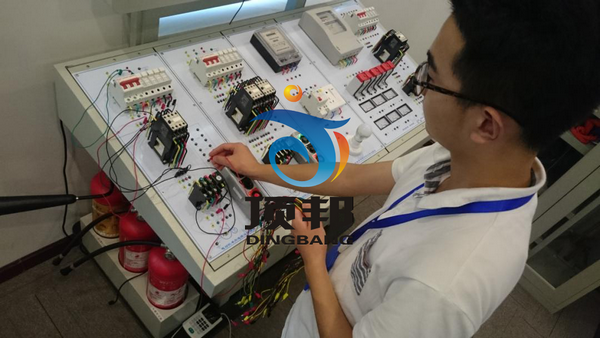 低壓電工作業(yè)安全技術(shù)實際操作模擬考試設(shè)備 低壓電工作業(yè)安全技術(shù)實際操作模擬考試設(shè)備