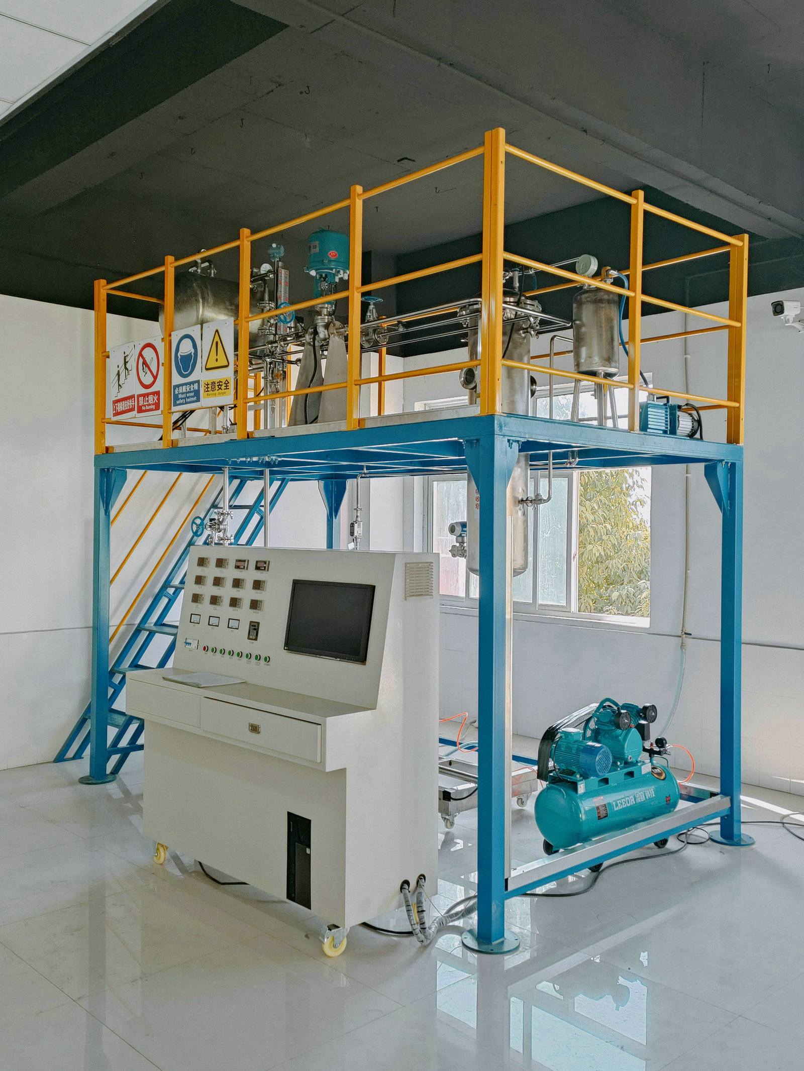 計算機(jī)過程控制流體輸送操作實(shí)訓(xùn)裝置