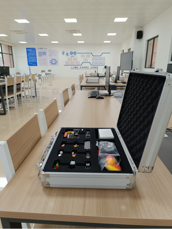 600578b77774405ab64097702a1ba7a5.png 人工智能實訓室